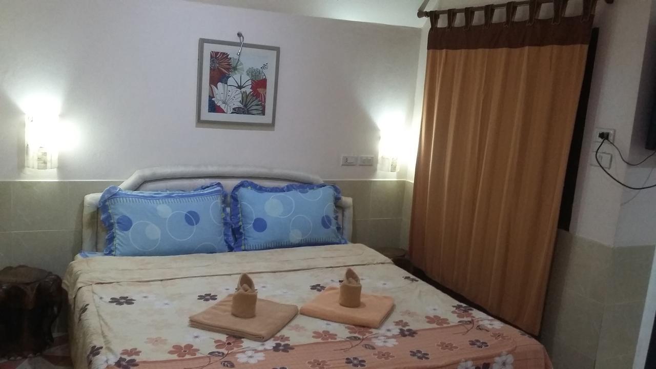 Jasmin Guest House Pattaya Eksteriør billede