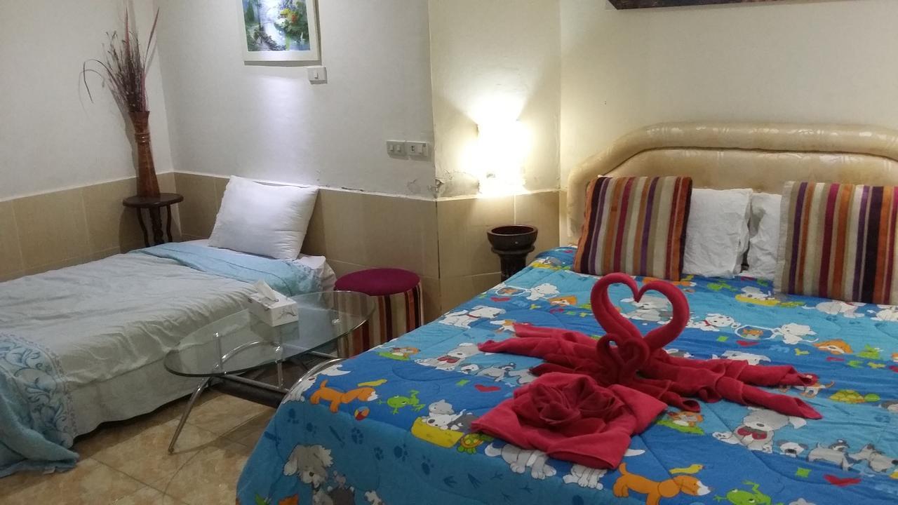 Jasmin Guest House Pattaya Eksteriør billede