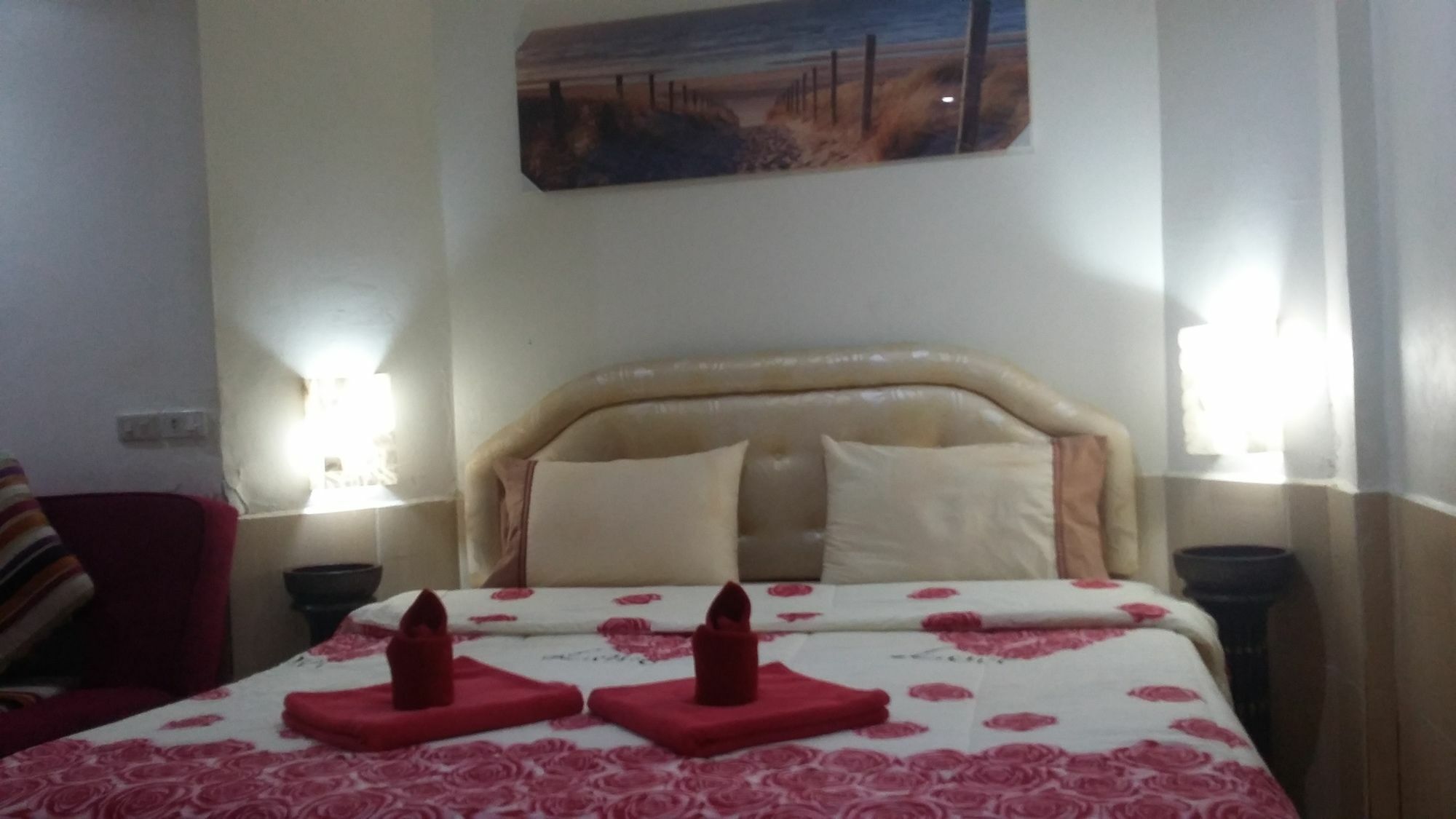 Jasmin Guest House Pattaya Eksteriør billede